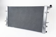 画像をギャラリービューアに読み込む, CSF 05-06 Ford GT High-Performance All-Aluminum Heat Exchanger