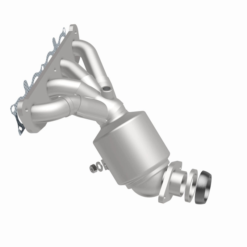MagnaFlow 13-17 Nissan Sentra 1.8L Direct-Fit Catalytic Converter