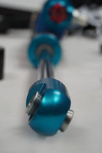 画像をギャラリービューアに読み込む, Superlift 05-22 Ford F250/F350 Front Coilover Shock - 4-6in Lift