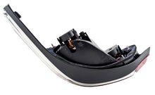 画像をギャラリービューアに読み込む, Hella 2004-2010 BMW 525i M5 Left Tail Light