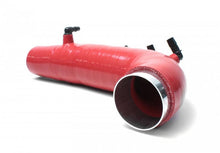 画像をギャラリービューアに読み込む, PERRIN 08-14 Subaru WRX / 04-13 Forester XT / 05-09 LGT/OBXT Turbo Inlet Hose - Red