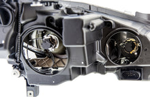 画像をギャラリービューアに読み込む, Hella 10-11 Mercedes-Benz W/O Cornering Lamp Headlamp Rh