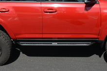 画像をギャラリービューアに読み込む, Go Rhino 2025 Toyota 4Runner Dominator Xtreme DSS SideSteps &amp; Brackets Complete Kit