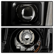画像をギャラリービューアに読み込む, Spyder Signature 14-21 Toyota Tundra SR/SR5 Projector Headlights - Black (PRO-YD-TTU14V2SI-SBSEQ-BK)