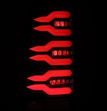 画像をギャラリービューアに読み込む, AlphaRex 99-06 Chevrolet Silverado/99-06 GMC Sierra LUXX-Series LED Tail Lights - Black