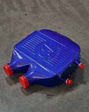 画像をギャラリービューアに読み込む, CSF 2014+ BMW M3/M4 (F8X) Top Mount Charge-Air-Cooler - San Marino Blue