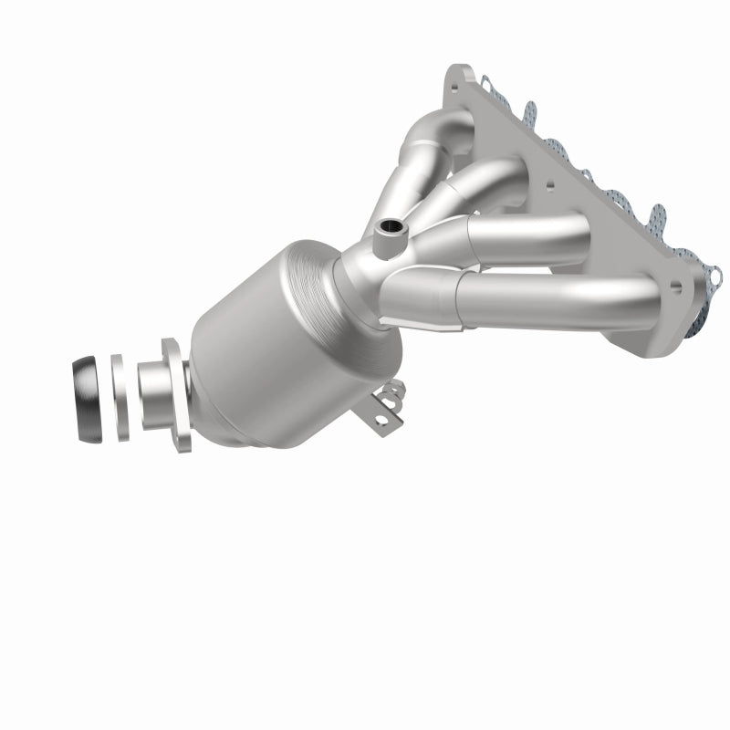 MagnaFlow 13-17 Nissan Sentra 1.8L Direct-Fit Catalytic Converter