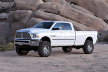 画像をギャラリービューアに読み込む, Fabtech 13-18 Ram 3500 4WD w/Factory Radius Arms 2.5in Coil Spcr Kit w/Perf Shks