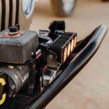 画像をギャラリービューアに読み込む, KC HiLiTES Winch Fairlead Light Mount
