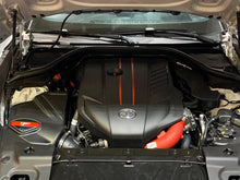 画像をギャラリービューアに読み込む, Injen 19-20 BMW Z4 / 2020 Toyota Supra 3.0L Turbo Intake and Charge Pipe Power Package - Wrinkle Blk