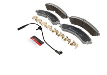 画像をギャラリービューアに読み込む, Brembo OE 20-21 Chevy Silverado 2500 HD/3500 HD/GMC Sierra 2500 HD Ceramic Brake Pad - Front
