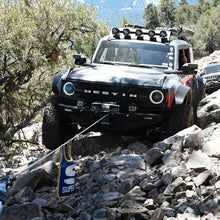 画像をギャラリービューアに読み込む, Superwinch 10000 LBS 12V DC 3/8in x 54ft Synthetic Rope Scorpion 10000SR Winch - Black Powdercoat