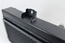 画像をギャラリービューアに読み込む, CSF BMW F8X M3/M4/M2C Auxiliary Radiators w/ Rock Guards (Sold Individually - Fits Left and Right