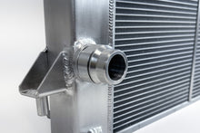 画像をギャラリービューアに読み込む, CSF 10-14 Ford Raptor and F-150 High Performance Radiator