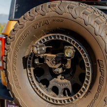 画像をギャラリービューアに読み込む, KC HiLiTES 21-24 Ford Bronco Spare Tire Carrier Light Mount w/ M12x1.5 Lug Nuts