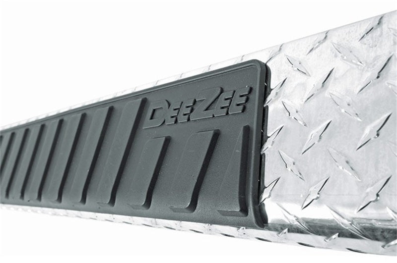 Dee Zee Universal Tubes - 6In Oval - Black Tread Aluminum (CrewCab)