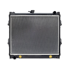 画像をギャラリービューアに読み込む, Mishimoto Toyota 4Runner Replacement Radiator 1984-1991