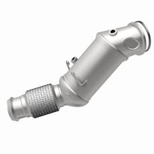 画像をギャラリービューアに読み込む, MagnaFlow 18-22 BMW 530e OEM Grade Federal / EPA Compliant Direct-Fit Catalytic Converter
