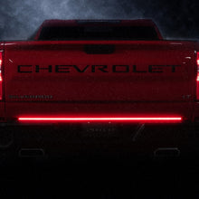 画像をギャラリービューアに読み込む, Putco 23-24 GMC Canyon 48In Direct Fit Red Blade Kit Tailgate Bars