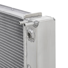 画像をギャラリービューアに読み込む, Mishimoto 97-04 Chevy Corvette C5 Performance Aluminum Radiator