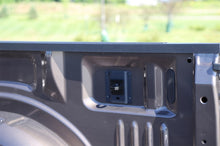 画像をギャラリービューアに読み込む, Dee Zee 15-23 Ford F150/Super Duty Cargo Management - Tie Downs (Pair)