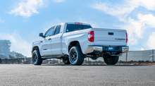 画像をギャラリービューアに読み込む, Borla 07-21 Toyota Tundra 4.6L/5.7L Cat-Back Touring SS Catback Exhaust w/ Black Chrome Tips