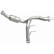 画像をギャラリービューアに読み込む, MagnaFlow 2021 Ford F-150 Right Underbody 5L Direct Fit Converter