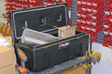 画像をギャラリービューアに読み込む, Dee Zee Universal Tool Box - Specialty Utility Chest Plastic 35In