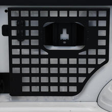 画像をギャラリービューアに読み込む, Putco 23-24 Ford Super Duty Drive Side Molle Panel for 6.75ft (Standard Box)