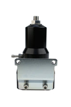 画像をギャラリービューアに読み込む, Aeromotive Regulator - 30-120 PSI - .500 Valve - 2x AN-10 Inlets / AN-10 Bypass