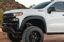 画像をギャラリービューアに読み込む, Pocket Fender Flares | GAZ Summit White | Chevy Silverado 1500 2WD/4WD (19-21)