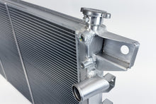 画像をギャラリービューアに読み込む, CSF 17-20 Ford Raptor / 15-25 F-150 High Performance Radiator