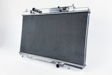 画像をギャラリービューアに読み込む, CSF14-19 Ford Fiesta ST Radiator