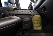 画像をギャラリービューアに読み込む, Addictive Desert Designs 2021+ RAM 1500 TRX Center Console Molle Panels &amp; Digital Device Bridge
