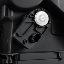 画像をギャラリービューアに読み込む, AlphaRex 23-24 Toyota Tacoma LUXX-Series LED Proj Headlights Blk w/Actv Light &amp; Seq. Sig + DRL