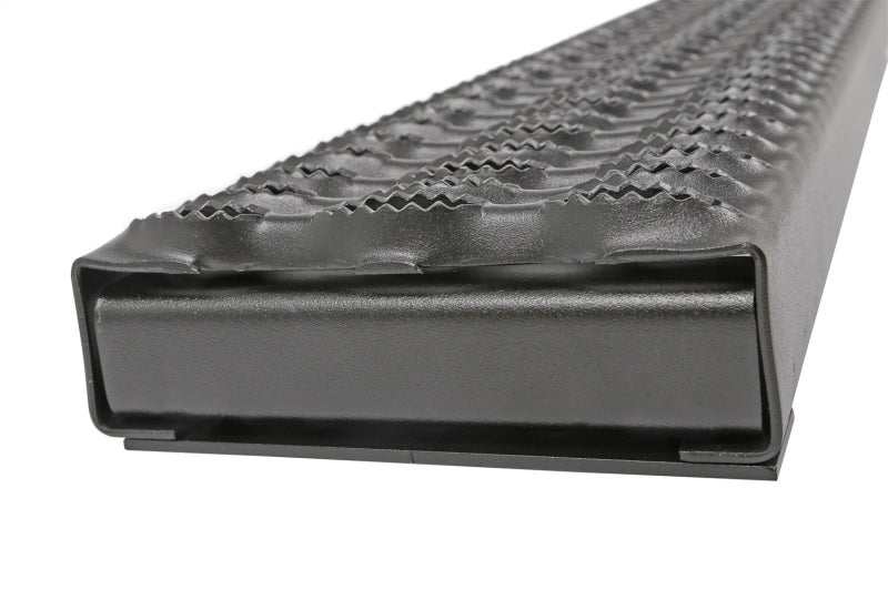 Dee Zee Universal Running Board Rough Step (55In Aluminum)