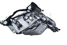 画像をギャラリービューアに読み込む, Hella 06-10 BMW 5-Series LED Headlamp - Left Side