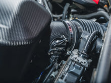 画像をギャラリービューアに読み込む, AWE Tuning 23-24 Toyota GR Corolla S-FLO Carbon Fiber Intake