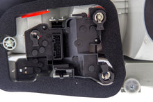 画像をギャラリービューアに読み込む, Hella 2008-2011 BMW 1 Series M Tail Light