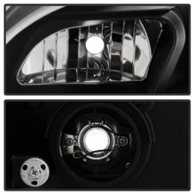 画像をギャラリービューアに読み込む, Spyder 13-19 Peterbilt 579 Driver Side Projector Headlights - Black (PRO-YD-PB57914-SEQ-L-BK)