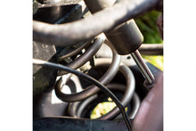 画像をギャラリービューアに読み込む, Eibach ERS 14in L x 3.50in OD Platinum Rear Spring - 145 lbs/in