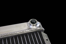 画像をギャラリービューアに読み込む, GReddy 97-00 Honda Civic (EK9) ALUMINUM RADIATOR TW-R