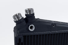 画像をギャラリービューアに読み込む, CSF Porsche 964/993 OEM+ Performance Fender Oil Cooler