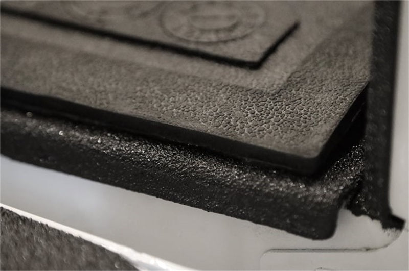 Dee Zee 07-18 Chevrolet Silverado Heavyweight Bed Mat - Custom Fit 6 1/2Ft Bed (X Pattern)