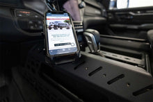 画像をギャラリービューアに読み込む, Addictive Desert Designs 2021+ RAM 1500 TRX Center Console Molle Panels &amp; Digital Device Bridge