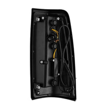画像をギャラリービューアに読み込む, AlphaRex 99-06 Chevrolet Silverado Sierra LUXX-Series LED Tail Lights Alpha-Black