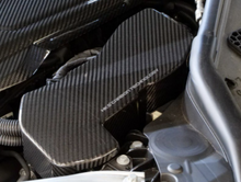 画像をギャラリービューアに読み込む, HKS DRY CARBON ECU COVER A90