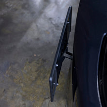 画像をギャラリービューアに読み込む, Mishimoto 2020+ Tesla Model Y License Plate Relocation Kit