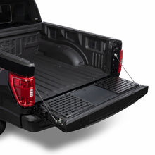 画像をギャラリービューアに読み込む, Putco 21-22 Ford F-150 Equipped with Work Surface Molle - Tailgate Panel
