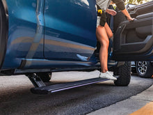 画像をギャラリービューアに読み込む, AMP Research 21-26 Chevrolet Suburban PowerStep Vision